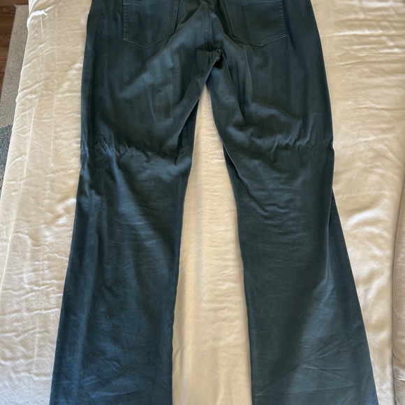 Peter Millar Signature Sateen Five-pocket Pant - Picture 2 of 2